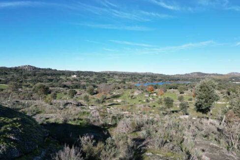 Finca-de-25-hectáreas-junto-a--pantano-de-Alpotrel07